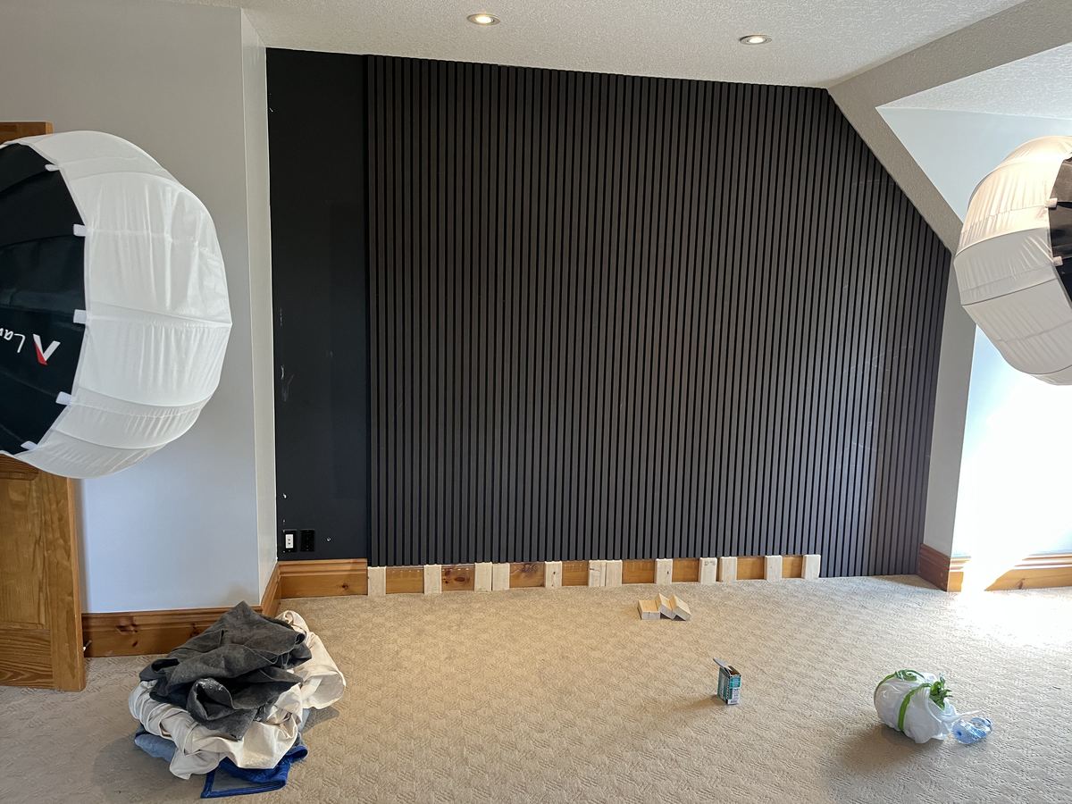 Acoustic slat wall installation